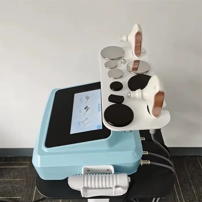 Machine professionnelle portative de thérapie Tecar pour le soulagement de la douleur thérapie physi
