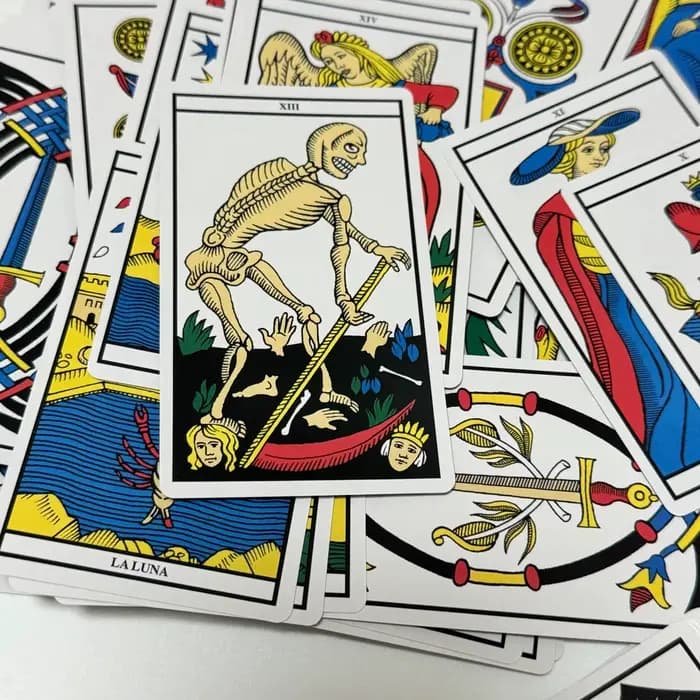 Le Tarot de Marseille, édition espagnole, jeu de cartes de tarot, 78 cartes, basé sur le système de Marseille