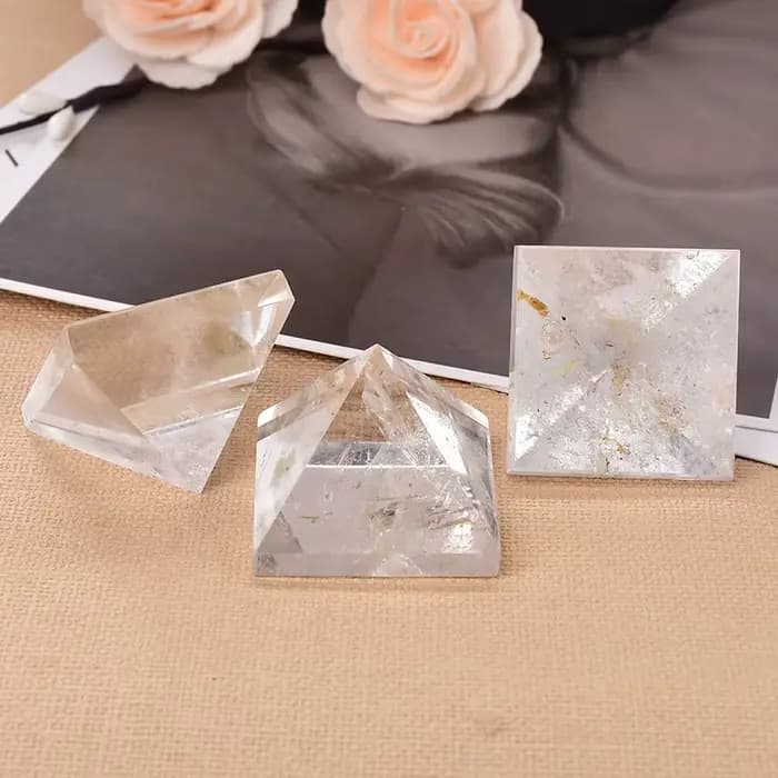 Pyramide de Quartz en cristal naturel clair, pierre de guérison, Chakra Reiki, tour de cristal, décoration de la maison, méditation minéral minéral