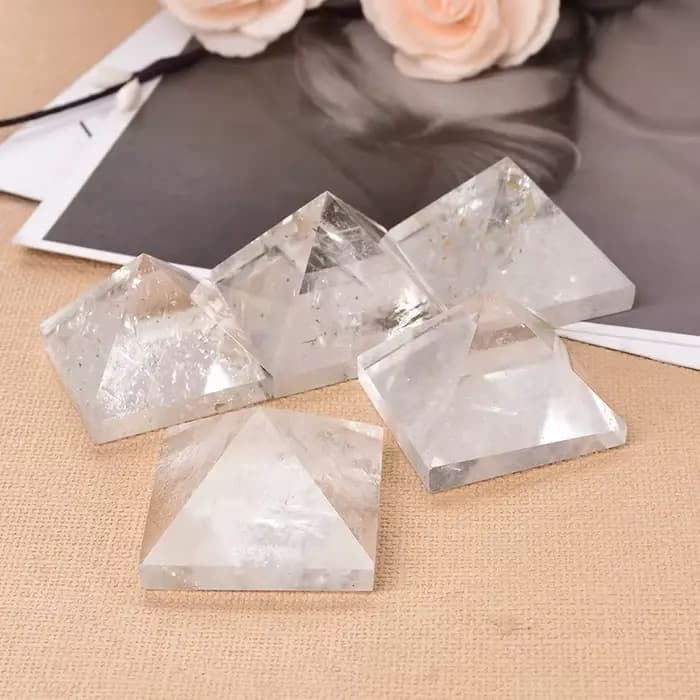 Pyramide de Quartz en cristal naturel clair, pierre de guérison, Chakra Reiki, tour de cristal, décoration de la maison, méditation minéral minéral