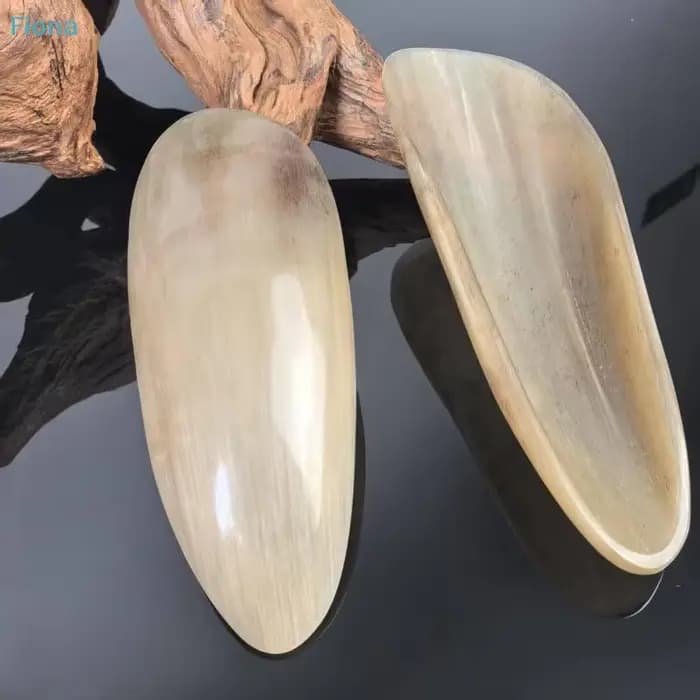 ✔ Outil de massage Gua Sha en corne de buffle naturelle