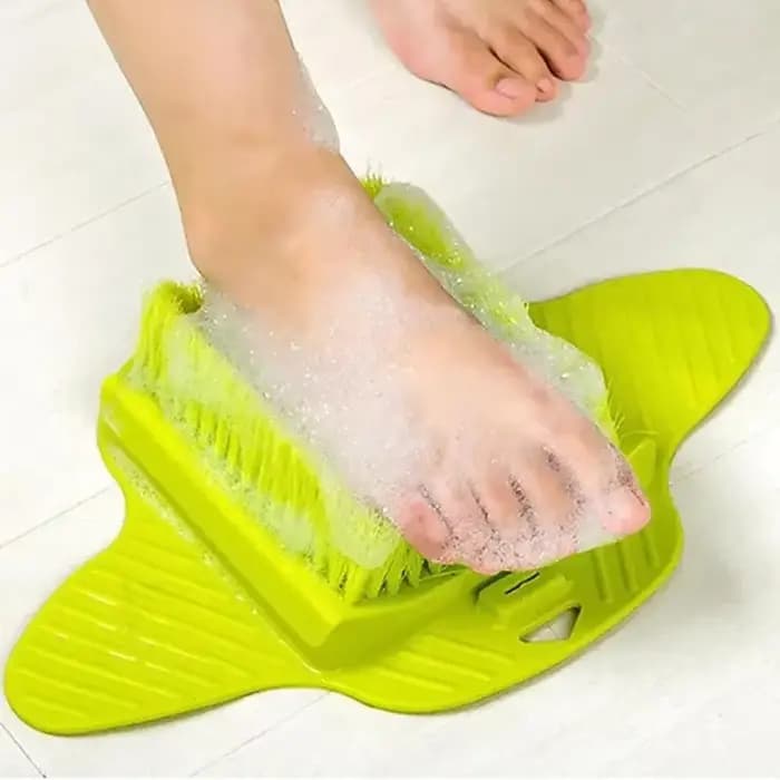 Brosse à pieds pour bain-douche