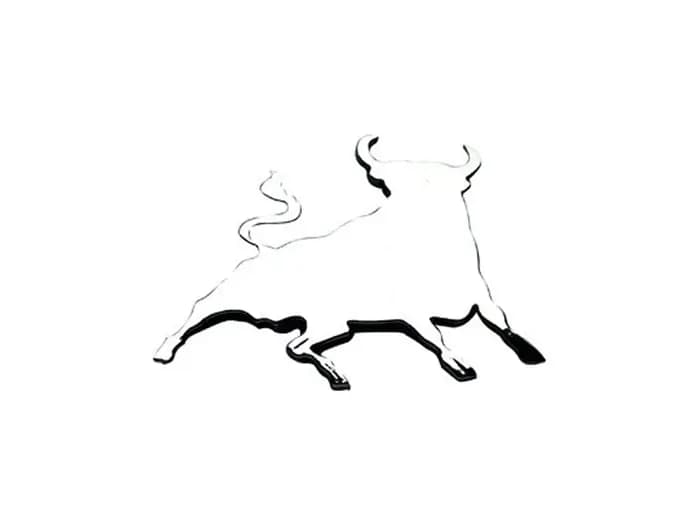 Décoration de voiture CAW, emblème 3D chromé de taureau de combat espagnol, accessoires argentés de