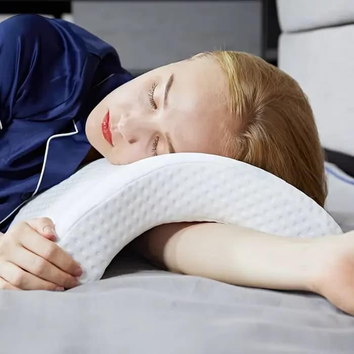 Oreiller de couchage en forme de U pour couple