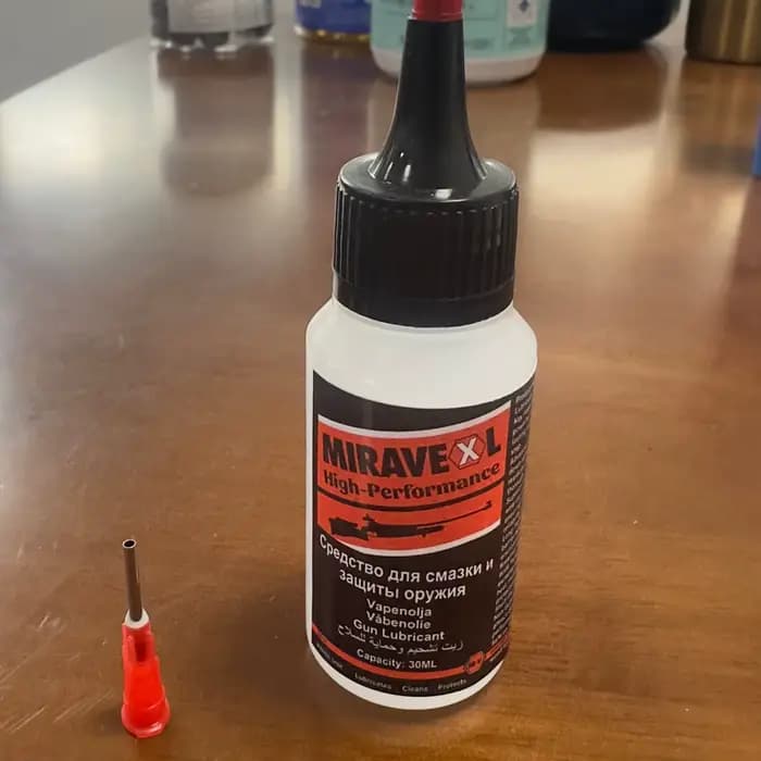 Huile de nettoyage et de protection pour armes CLP 30ml – Huile de précision pour aiguilles, pointe en acier, entretien des armes à feu, prévention de la rouille
