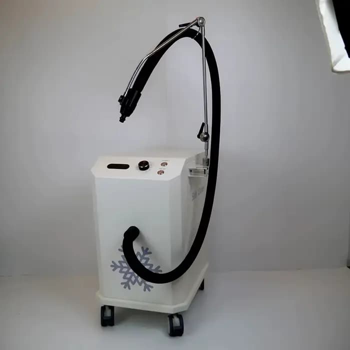 Machine de cryothérapie pour traitement de tatouage