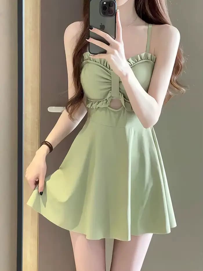 Maillot de bain une pièce pour femme, jupe conservateur mince, vert avocat, haut de gamme, sexy, printemps chaud, été, nouveau, 2025