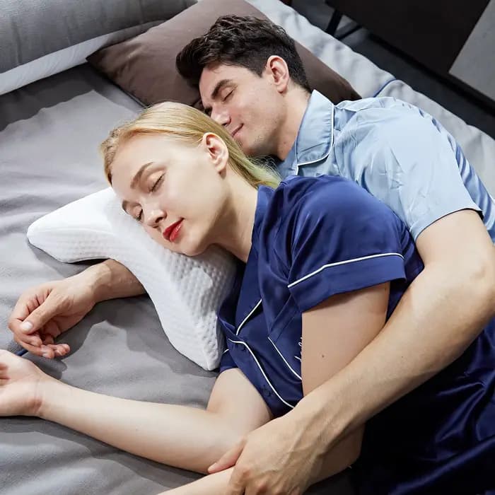 Oreiller de couchage en forme de U pour couple