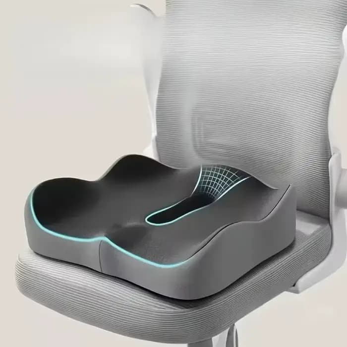 Coussin en mousse à mémoire de forme : ne s'affaisse pas malgré une longue assise